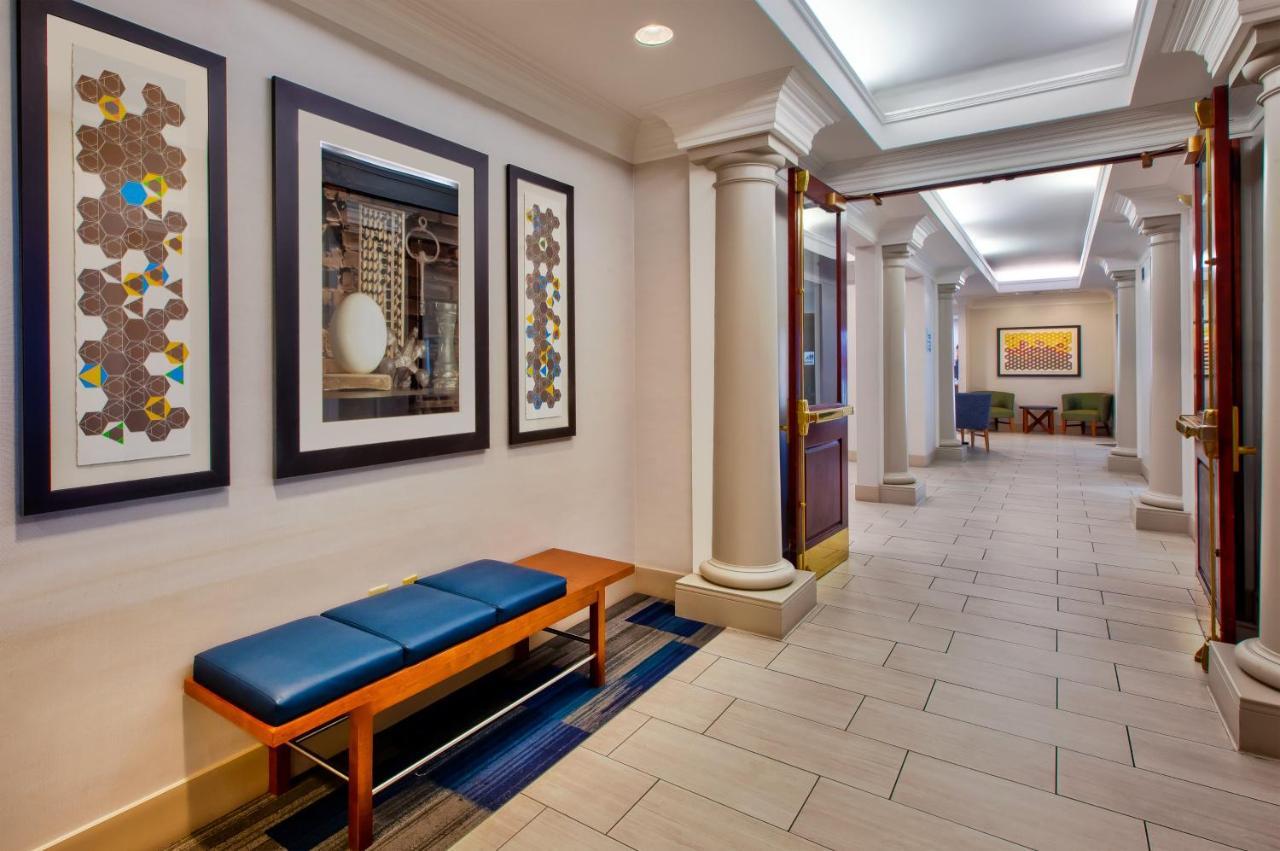 Express Philadelphia-midtown By Ihg Hotel