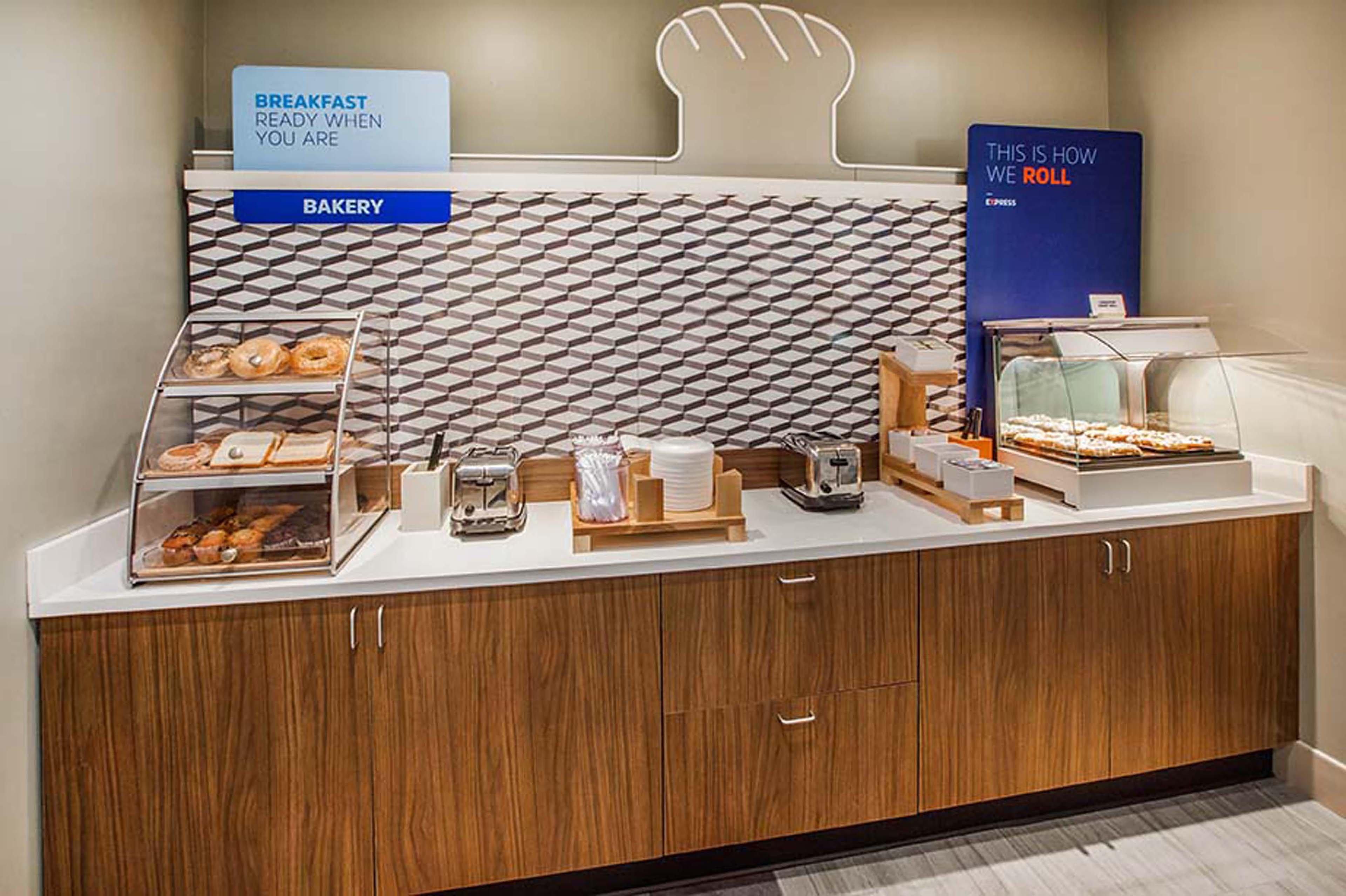 Hotel Express Philadelphia-midtown By Ihg Philadelphia