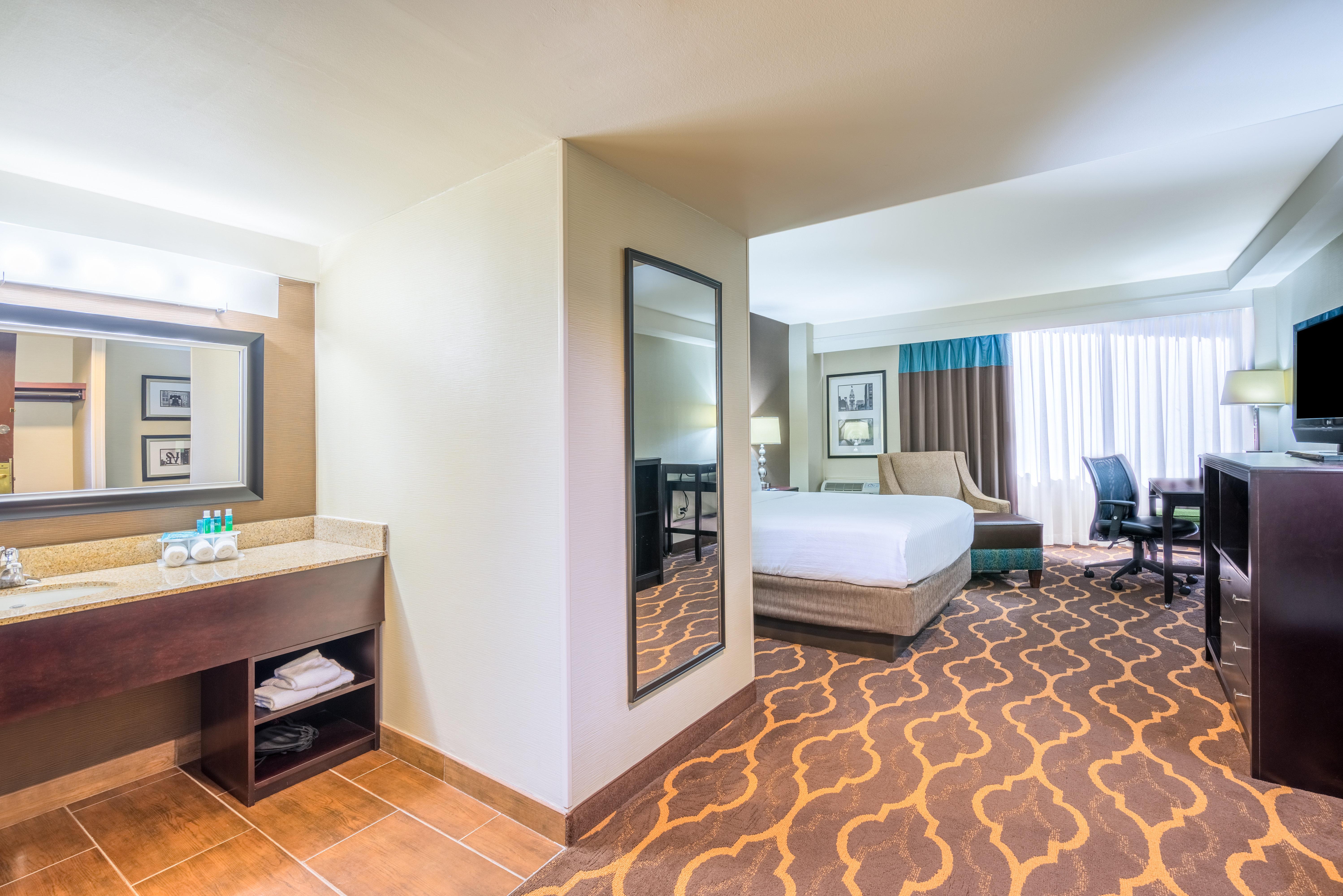 Express Philadelphia-midtown By Ihg Hotel 3*