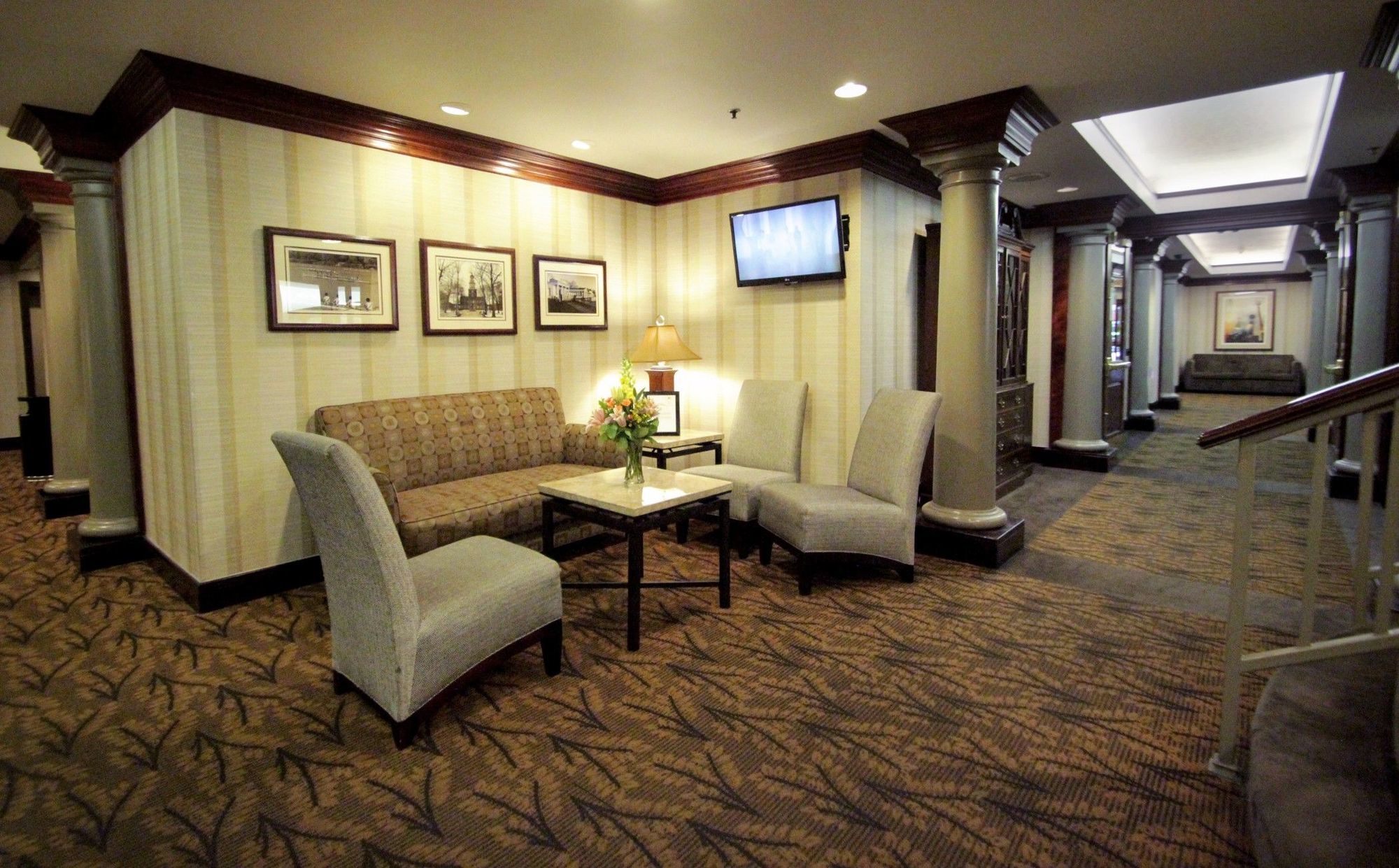 Hotel Express Philadelphia-midtown By Ihg 3*