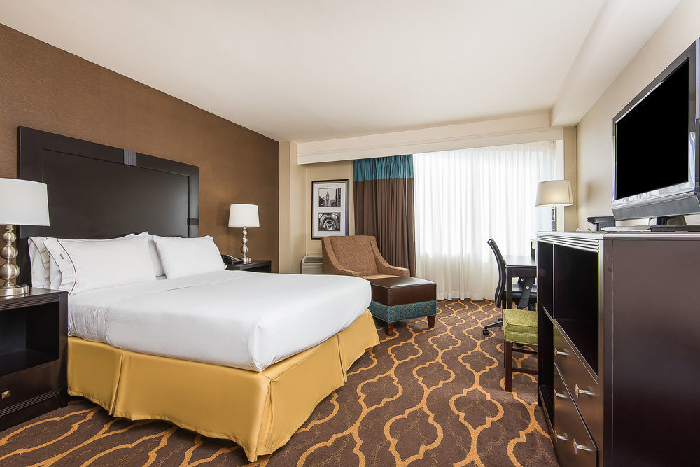 Express Philadelphia-midtown By Ihg Hotel 3*